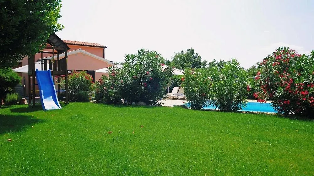 Holiday Home Ripenda Kras 0*,  Croatia